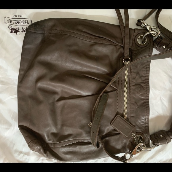 Coach - Picture 2 of 5